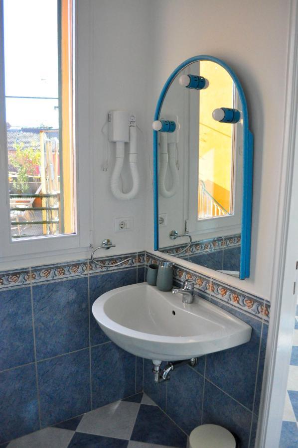 Ursula Apartment Bologna Bagian luar foto